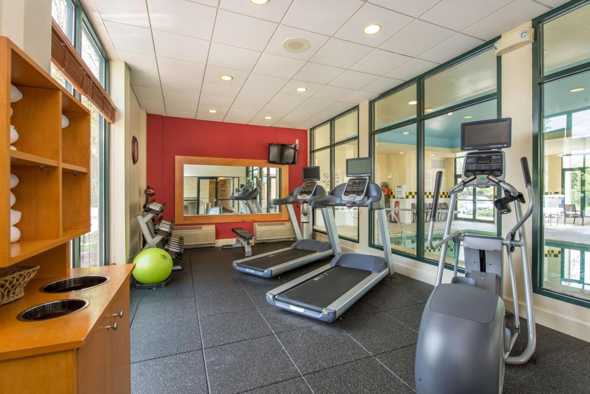 Hilton Garden Inn Fishkill Exterior foto